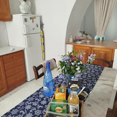 Almyra Traditional Lägenhet *